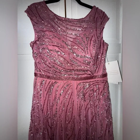 NWT | Mac Duggal 5445 Plum Pink Cap Sleeve Embellished Evening Gown Size 12 - Picture 14 of 14